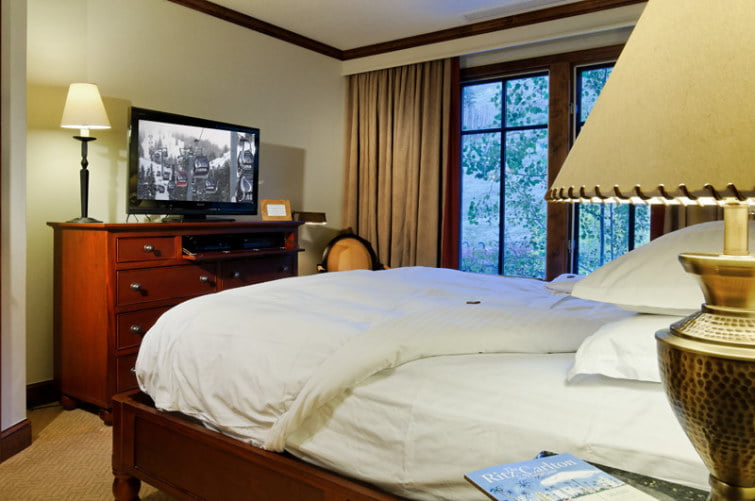 Ritz Carlton Club 3 Bedroom w/ Ski Views Jan 9 - 16, 2016